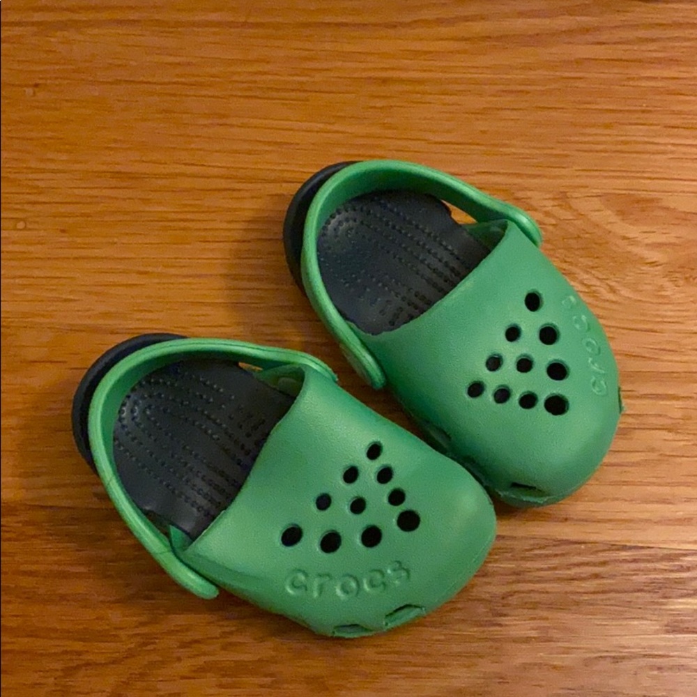 Crocs! Excellent condition.